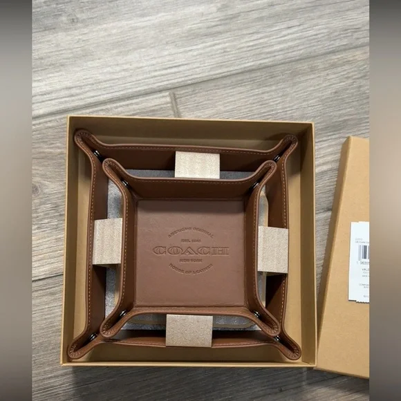 Coach New with Box Set Saddle Brown Leather Valet Trays - Picture 4 of 16